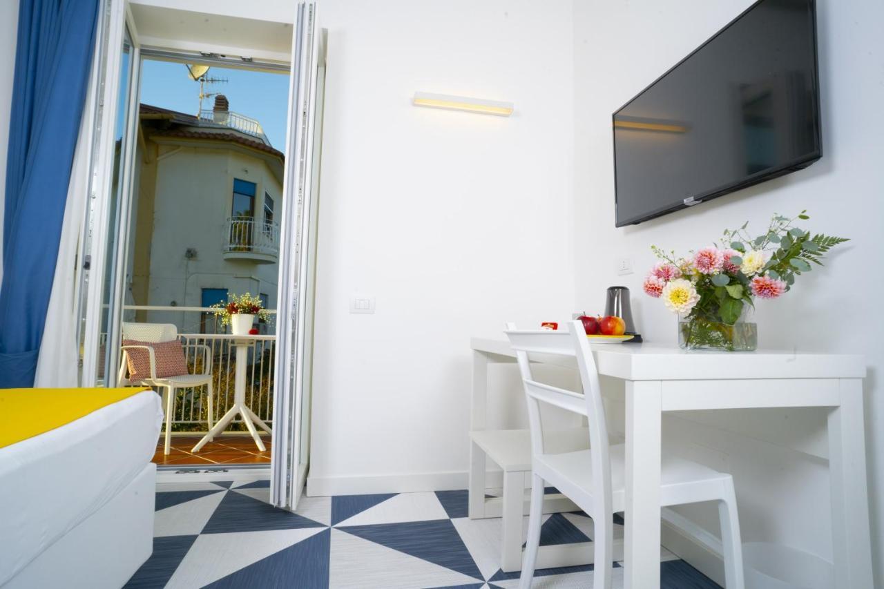 Villa Cettina Boutique Hotel Соренто Екстериор снимка