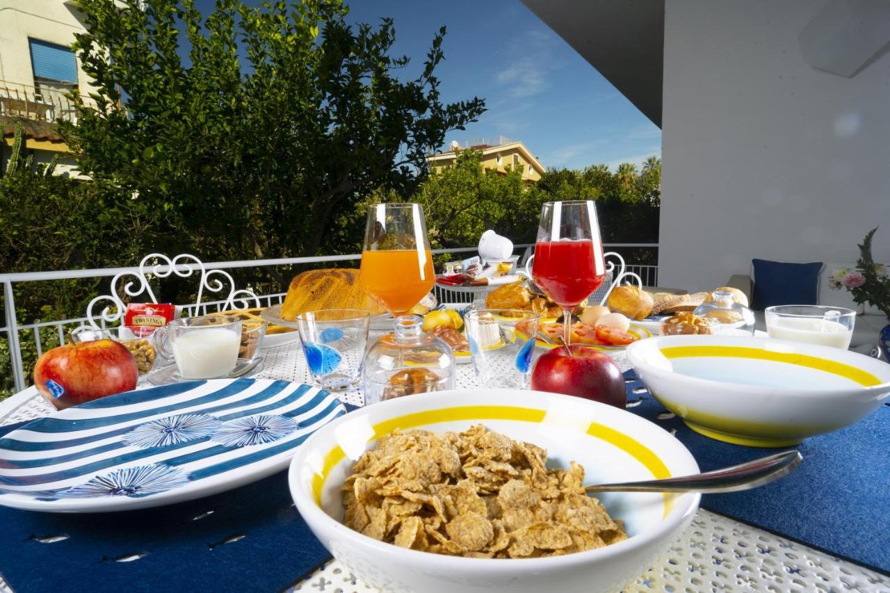 Villa Cettina Boutique Hotel Соренто Екстериор снимка