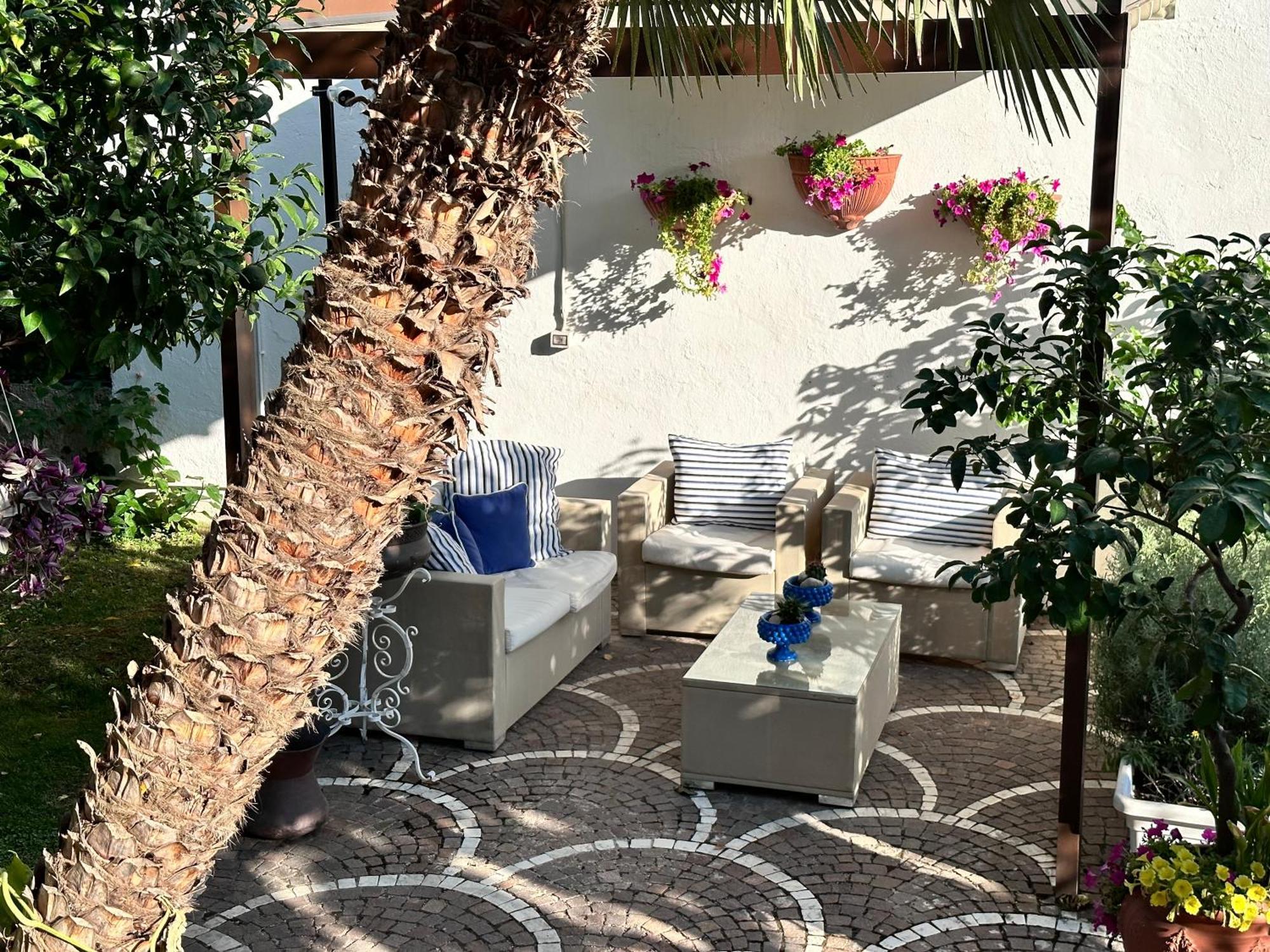 Villa Cettina Boutique Hotel Соренто Екстериор снимка